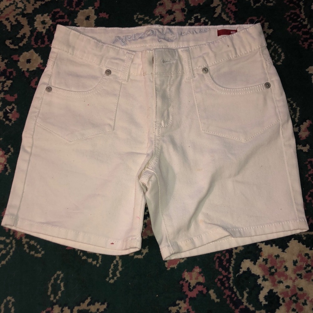 12 reg girls White “scrunch” Jean shorts
